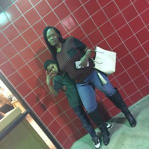 Meet your Posher, Crystal